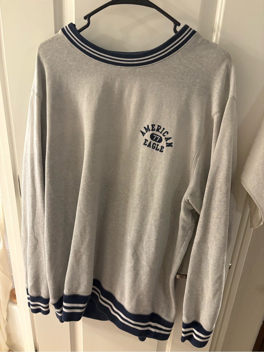American Eagle Light Gray Sweatshirt with Navy Trim